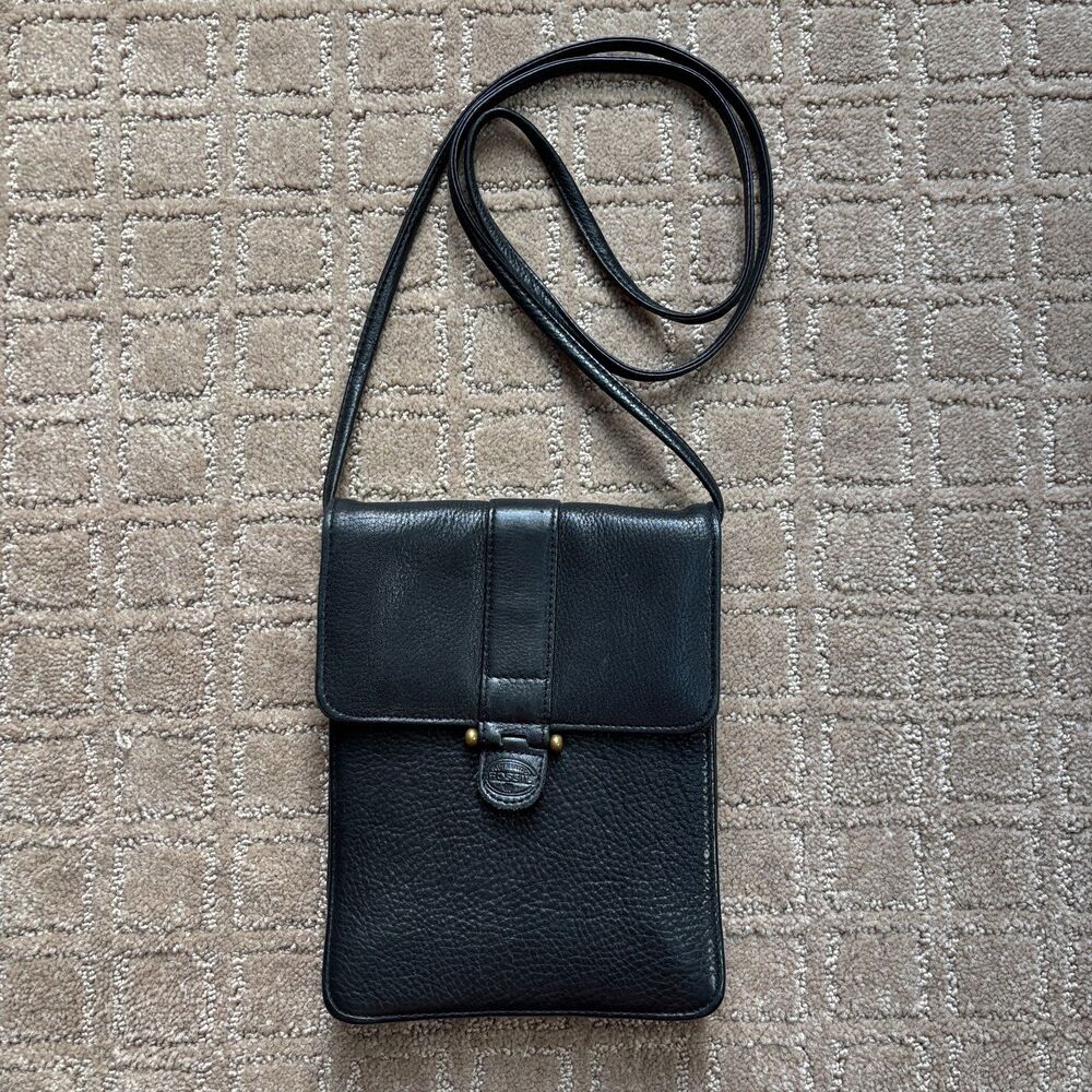Fossil VTG Pebbled Leather Black Crossbody Bag Purse 90s Y2K Small Travel Snap